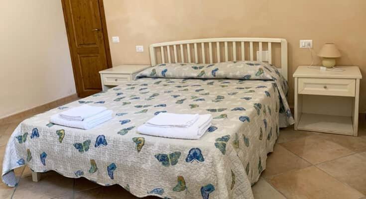 La Collina Apartment Monsampietro Morico Ngoại thất bức ảnh